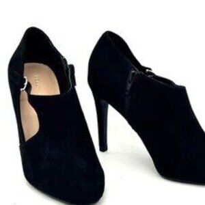 Kelly & Katie "Chayse" Black Side Zipper High Heels